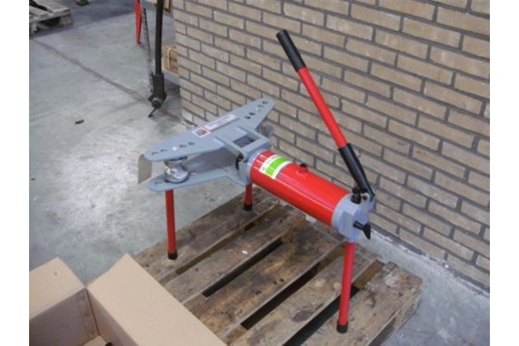 OHÝBAČ TRUBEK HOLZMANN RBM 10