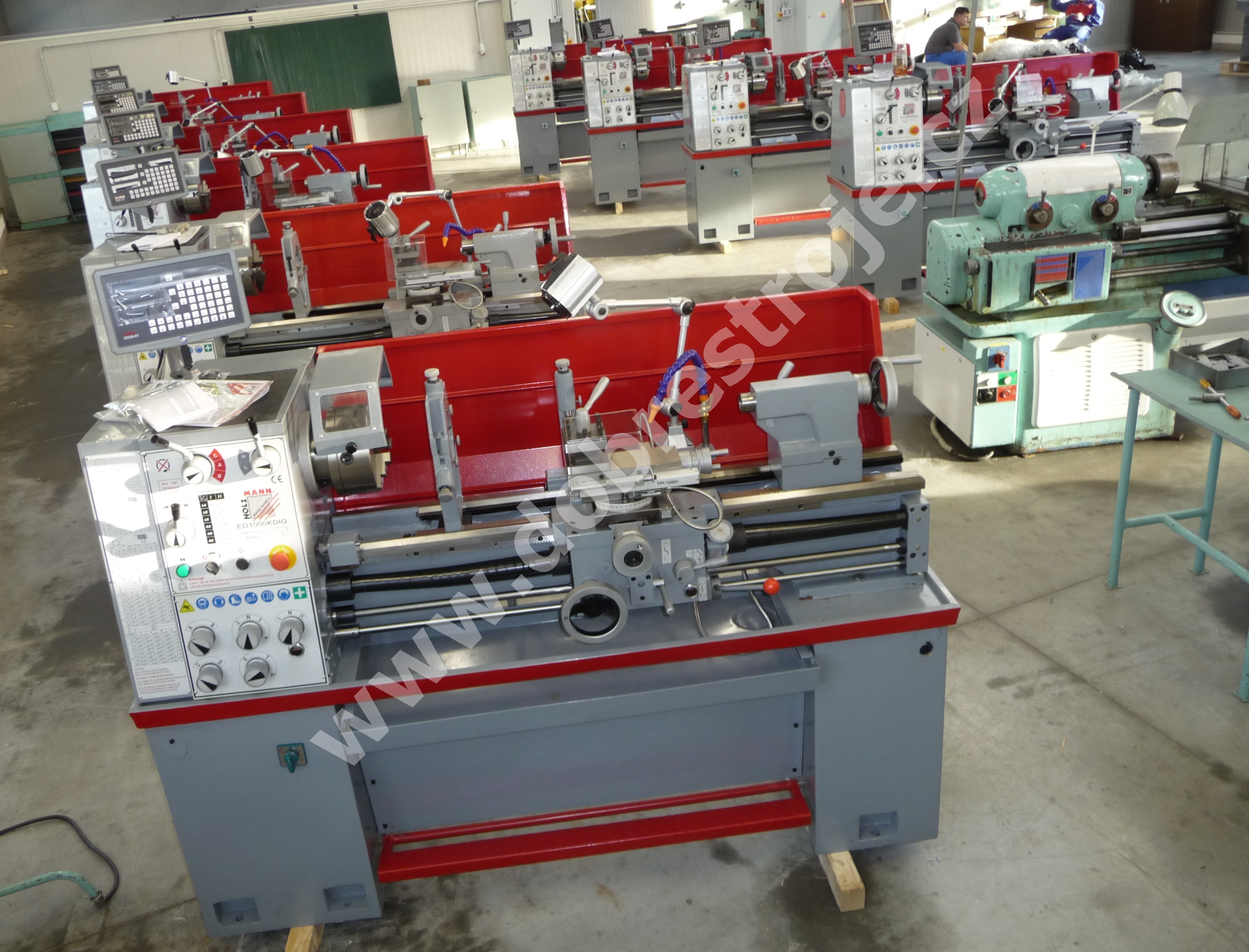 SOUSTRUH NA KOV HOLZMANN ED 1000N